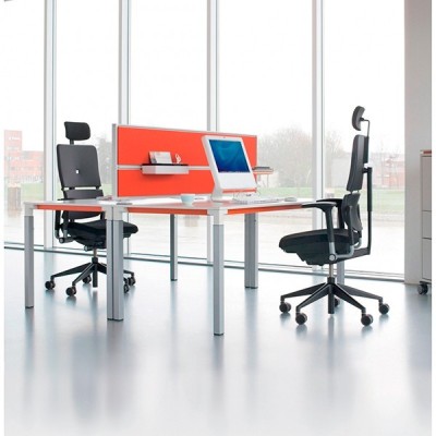 Si prega di sedia da lavoro con poggiatesta Steelcase Si prega di sedia da lavoro con poggiatesta Steelcase