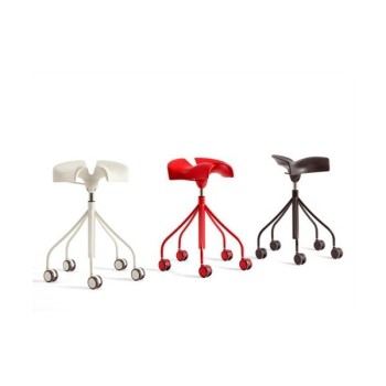 Taburete Binaria de BD Barcelona en Moises Showroom
