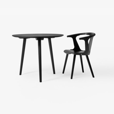 ambiente silla y mesa In Between &Tradition ambiente silla y mesa In Between &Tradition