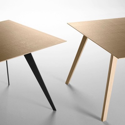 Aise Table rectangular - Treku Aise Table rectangular - Treku