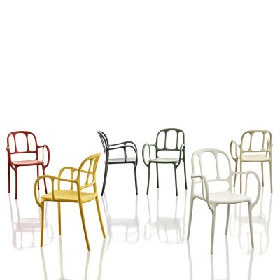 ambiente Sillas colección Milà Magis ambiente Sillas colección Milà Magis