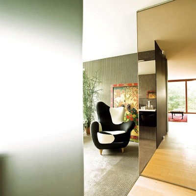 The Alessandra B&W Love Furniture - Moroso The Alessandra B&W Love Furniture - Moroso