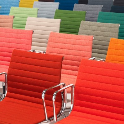 Cadeira de estofamento Hopsak Aluminum EA 104 - Vitra Cadeira de estofamento Hopsak Aluminum EA 104 - Vitra