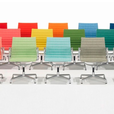 Cadeira de estofamento Hopsak Aluminum EA 104 - Vitra Cadeira de estofamento Hopsak Aluminum EA 104 - Vitra