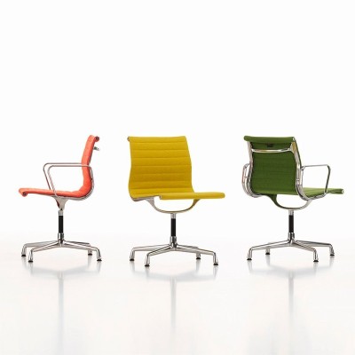 Cadeira de estofamento Hopsak Aluminum EA 104 - Vitra Cadeira de estofamento Hopsak Aluminum EA 104 - Vitra