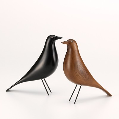 Vitra Eames House Bird Nogal 9 Vitra Eames House Bird Nogal 9