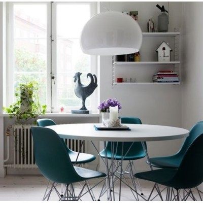 Table ronde XZ3 par Magis Table ronde XZ3 par Magis