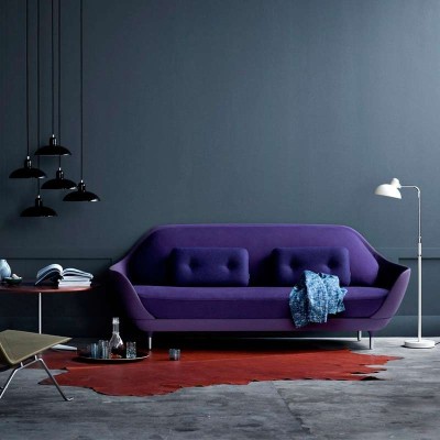Interior con Lámpara de Pie Kaiser Luxus color negro y blanco de Fritz Hansen Interior con Lámpara de Pie Kaiser Luxus color negro y blanco de Fritz Hansen