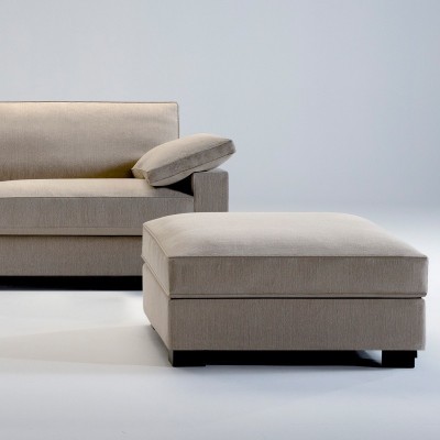 Sofá Oberón reclinable y pouf Perobell Sofá Oberón reclinable y pouf Perobell