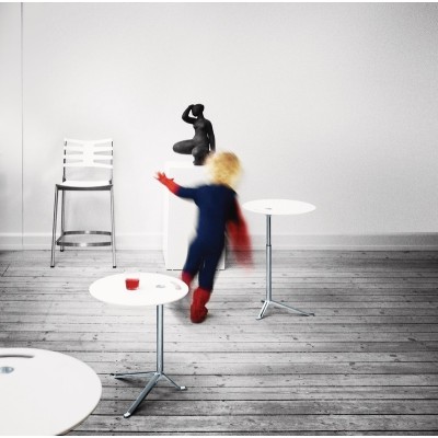 Fritz Hansen adjustable table Little Friend Fritz Hansen adjustable table Little Friend