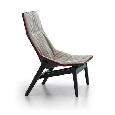 Butaca Ace Wood de Viccarbe en Moises Showroom Butaca Ace Wood de Viccarbe en Moises Showroom