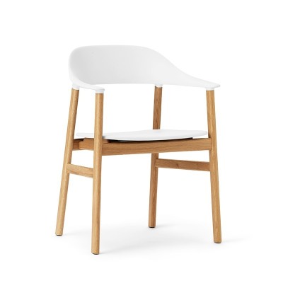 comprar Silla Herit Armchair en roble color blanco de Normann Copenhagen en Moises Showroom comprar Silla Herit Armchair en roble color blanco de Normann Copenhagen en Moises Showroom