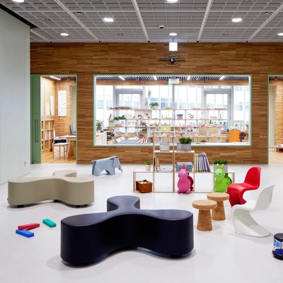 Eames Elephant de Vitra en Moises Showroom Eames Elephant de Vitra en Moises Showroom