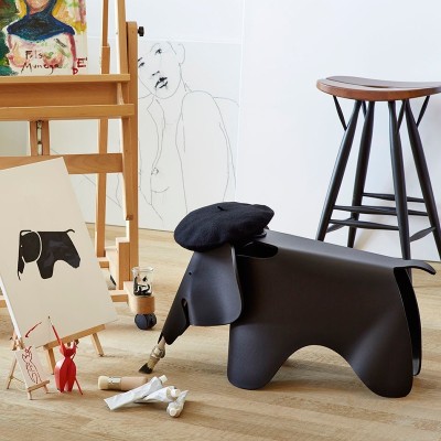 Eames Elephant de Vitra en Moises Showroom Eames Elephant de Vitra en Moises Showroom