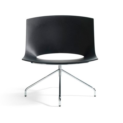 Butaca Oh! de Enea Design con base cromada en Moises Showroom Butaca Oh! de Enea Design con base cromada en Moises Showroom
