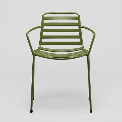 Silla Street con brazos diseñada por el Estudio Manel Molina para Enea Silla Street con brazos diseñada por el Estudio Manel Molina para Enea