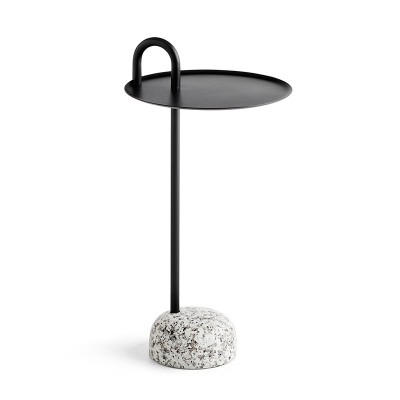 Mesa auxiliar Bowler de HAY en Moises Showroom Mesa auxiliar Bowler de HAY en Moises Showroom