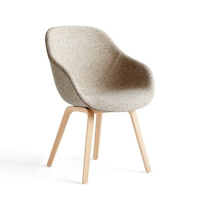 Silla About a Chair 123 de HAY en Moises Showroom Silla About a Chair 123 de HAY en Moises Showroom