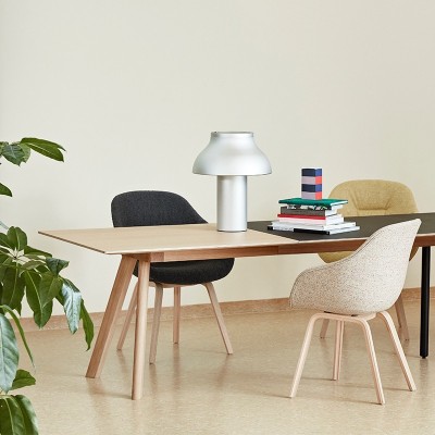 Silla About a Chair 123 de HAY en Moises Showroom Silla About a Chair 123 de HAY en Moises Showroom