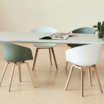 Silla AAC22 de HAY en Moises Showroom Silla AAC22 de HAY en Moises Showroom