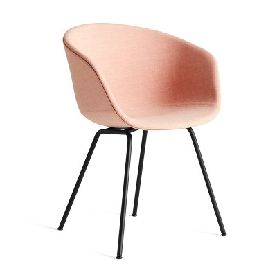 Silla AAC 27 tapizada de HAY en Moises Showroom Silla AAC 27 tapizada de HAY en Moises Showroom