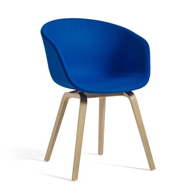 Silla tapizada AAC23 de HAY en Moises Showroom Silla tapizada AAC23 de HAY en Moises Showroom