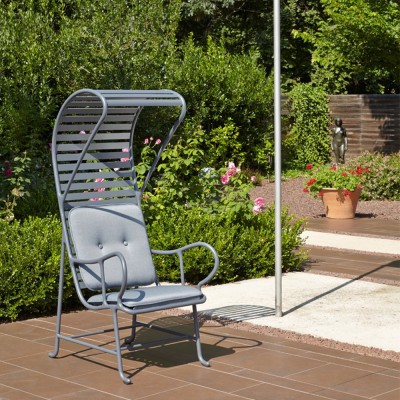 Sillón con pérgola Gardenias de BD Barcelona en Moises Showroom Sillón con pérgola Gardenias de BD Barcelona en Moises Showroom