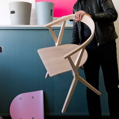 B chair de BD Barcelona