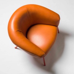 Butaca Grasso de BD Barcelona en Moises Showroom Butaca Grasso de BD Barcelona en Moises Showroom