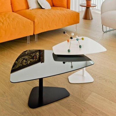 Mesa Rock de Sancal en Moises Showroom Mesa Rock de Sancal en Moises Showroom