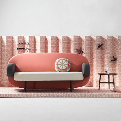 Sofá Float de Karim Rashid para Sancal en Moises Showroom Sofá Float de Karim Rashid para Sancal en Moises Showroom