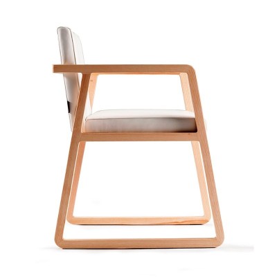 Silla con brazos Midori de Sancal en Moises Showroom Silla con brazos Midori de Sancal en Moises Showroom