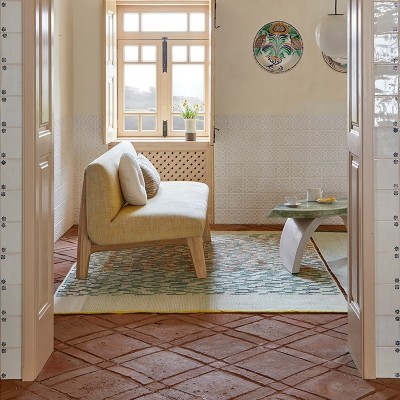 Alfombra Kilim Backstitch Busy Verde de Gan Rugs en Moises Showroom Alfombra Kilim Backstitch Busy Verde de Gan Rugs en Moises Showroom