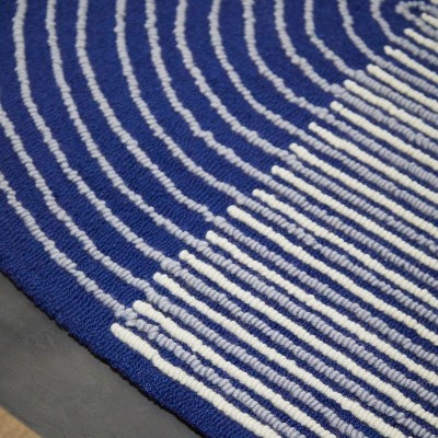 Alfombra Ply Blue de Gan Rugs en Moises Showroom Alfombra Ply Blue de Gan Rugs en Moises Showroom