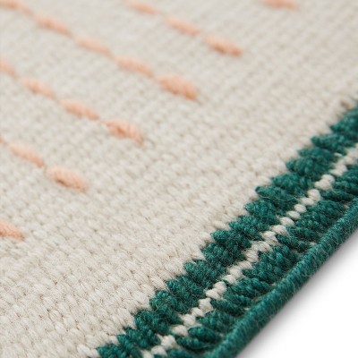 Alfombra Kilim Backstitch Composition Verde de Gan Rugs en Moises Showroom Alfombra Kilim Backstitch Composition Verde de Gan Rugs en Moises Showroom