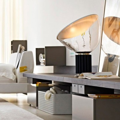 Taccia (PMMA) Lampada da tavolo a LED design Flos Taccia (PMMA) Lampada da tavolo a LED design Flos