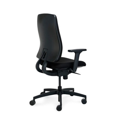 Silla Absolute de Luyando en Moises Showroom Silla Absolute de Luyando en Moises Showroom