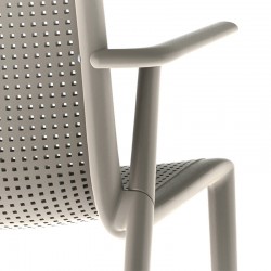 Silla Beekat con brazos de Resol en Moises Showroom Silla Beekat con brazos de Resol en Moises Showroom