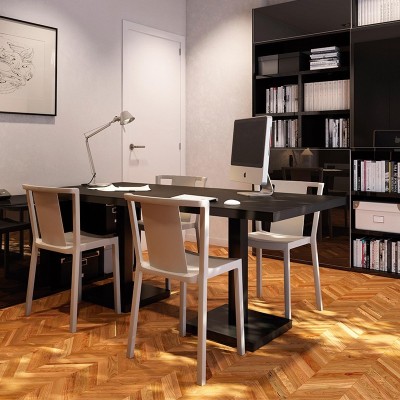 Silla Neutra de Resol en Moises Showroom Silla Neutra de Resol en Moises Showroom