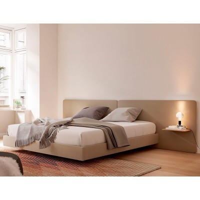 Aro de cama Lota de Treku en Moises Showroom Aro de cama Lota de Treku en Moises Showroom