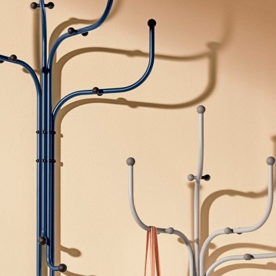 Perchero Coat Tree de pared detalle Fritz Hansen Perchero Coat Tree de pared detalle Fritz Hansen