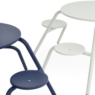 Detalle asiento Mesas Virus Extremis disponible en Moisés Showroom Detalle asiento Mesas Virus Extremis disponible en Moisés Showroom