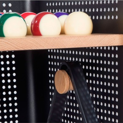 Detalle madera roble del Carrito billar diagonal de RS Barcelona. Disponible en Moisés Showroom