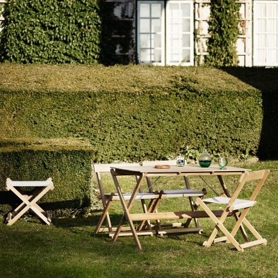 Jardín con Silla de comedor BM4570 y Mesa BM3670 de carl Hansen. Disponible en Moisés showroom Jardín con Silla de comedor BM4570 y Mesa BM3670 de carl Hansen. Disponible en Moisés showroom