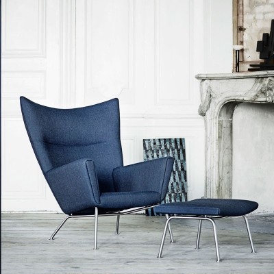 comprar sillón wing chair CH445 de carl Hansen. Disponible en Moisés showroom comprar sillón wing chair CH445 de carl Hansen. Disponible en Moisés showroom