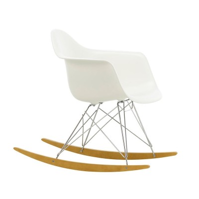 Silla mecedora RAR blanco de Vitra en Moises Showroom Silla mecedora RAR blanco de Vitra en Moises Showroom