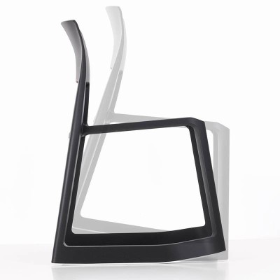 Silla Tip Ton de Vitra en Moises Showroom 2 Silla Tip Ton de Vitra en Moises Showroom 2