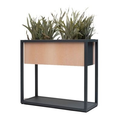 Jardinera DRY de Ondarreta en Moises Showroom Jardinera DRY de Ondarreta en Moises Showroom