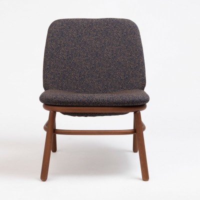 Sillón Lana madera nogal de Ondarreta respaldo alto Sillón Lana madera nogal de Ondarreta respaldo alto