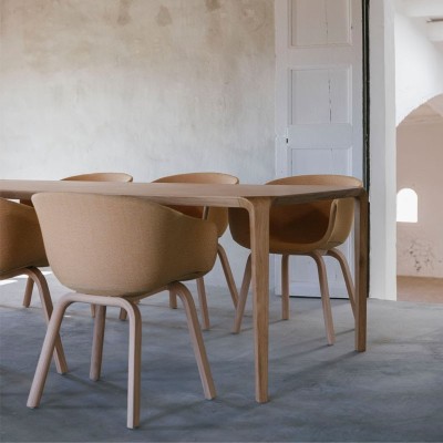 Mesa de comedor Silu de Ondarreta en Moises Showroom 2 Mesa de comedor Silu de Ondarreta en Moises Showroom 2